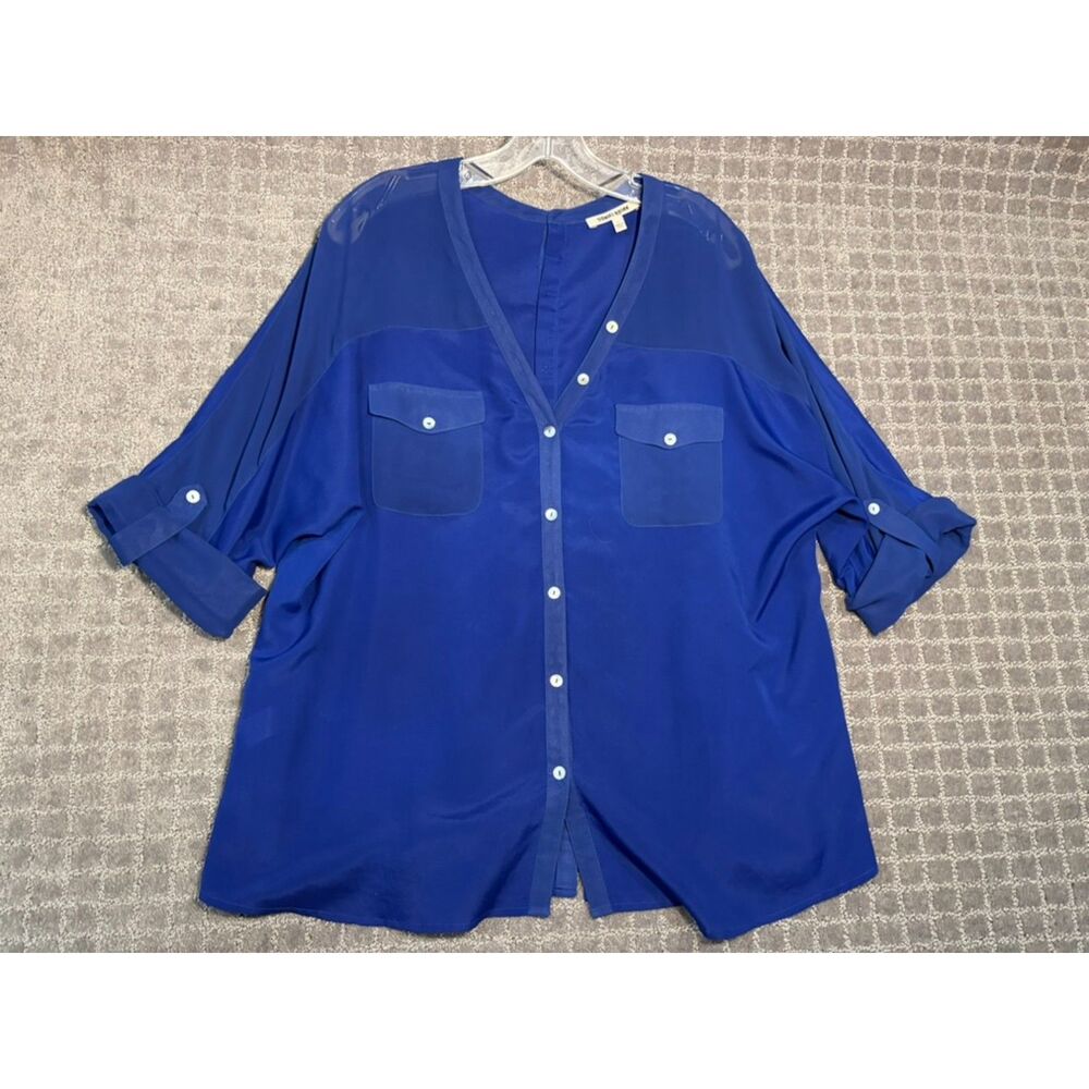 Blue womens 3/4 sleeve size L Daniel Rainn Button Blouse